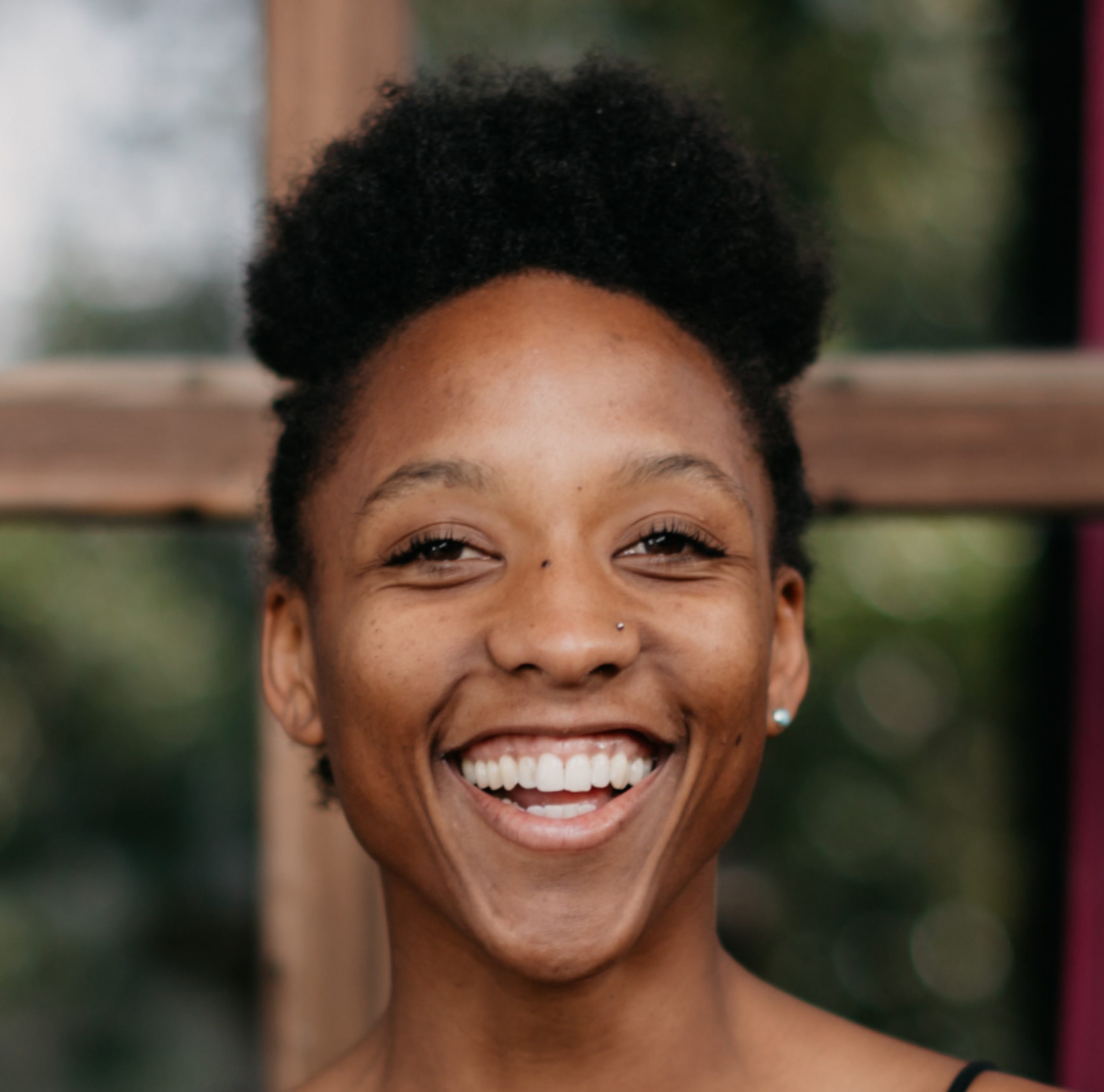 MakanaCurtis_headshot EBONI HINNANT